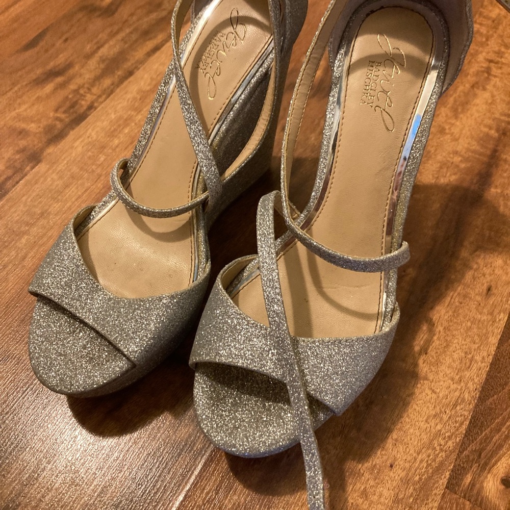 Badgley Mischka Averie Glitter Wedge (7)